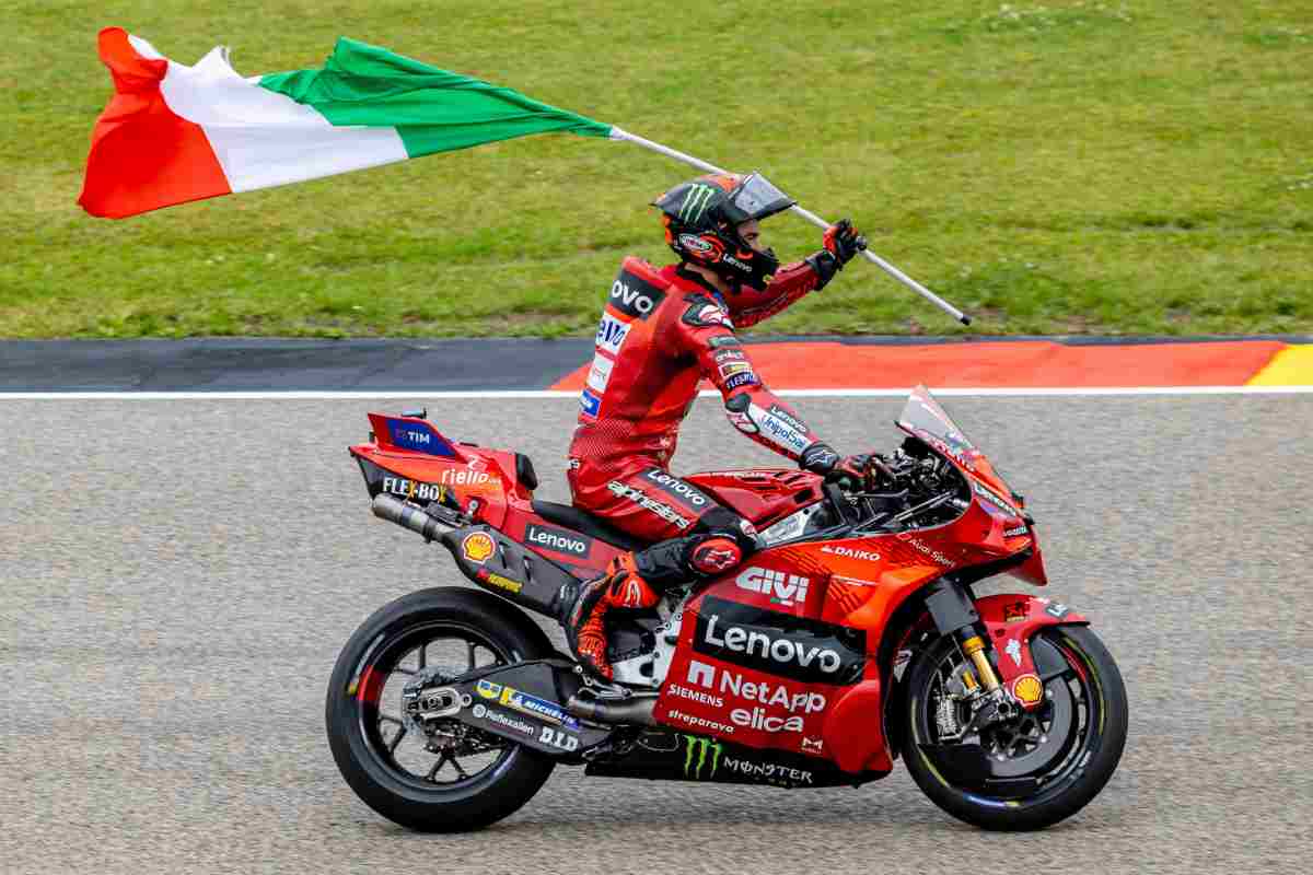 Bagnaia rincorre il sogno: può entrare in un club super ristretto