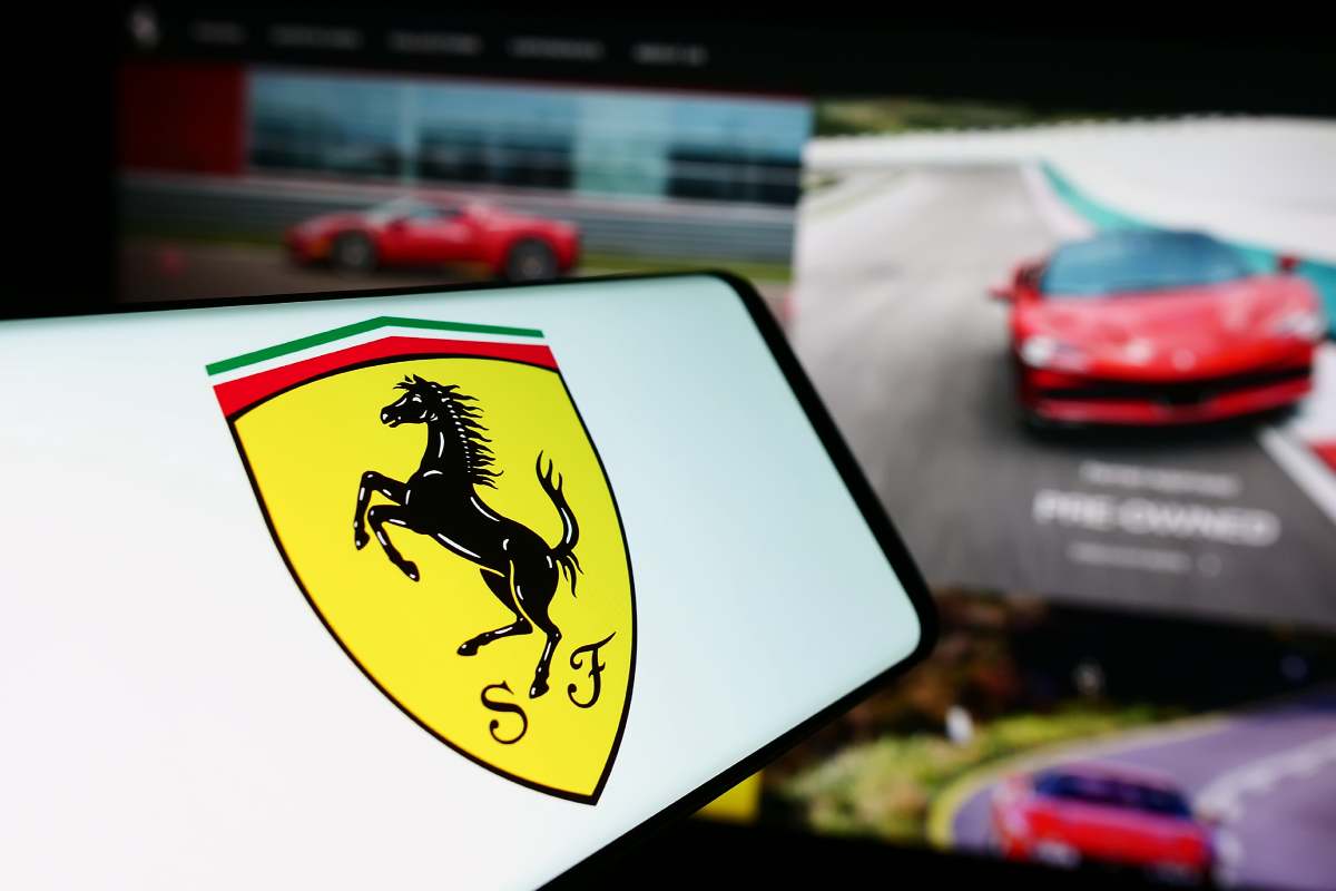 Ferrari, spunta un nuovo modo per comprarle: è ugualmente costoso