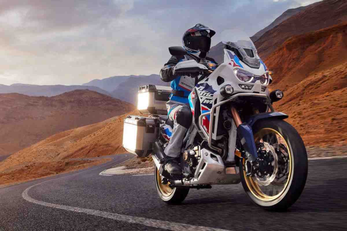 Honda Africa Twin a meno di 10mila euro: offerta da capogiro